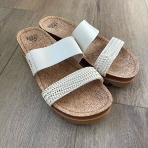 Reef Women's White and Tan Platform Sandals